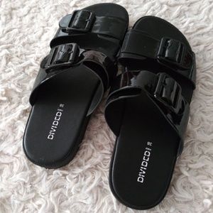 H&M Shoes - NWOT H&M black slides 8 H&M Shoes - NWOT H&M black slides 8